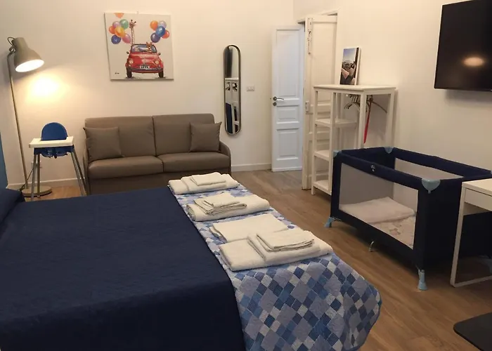 La Casa Di Noa Napoli In The Heart Of Vomero